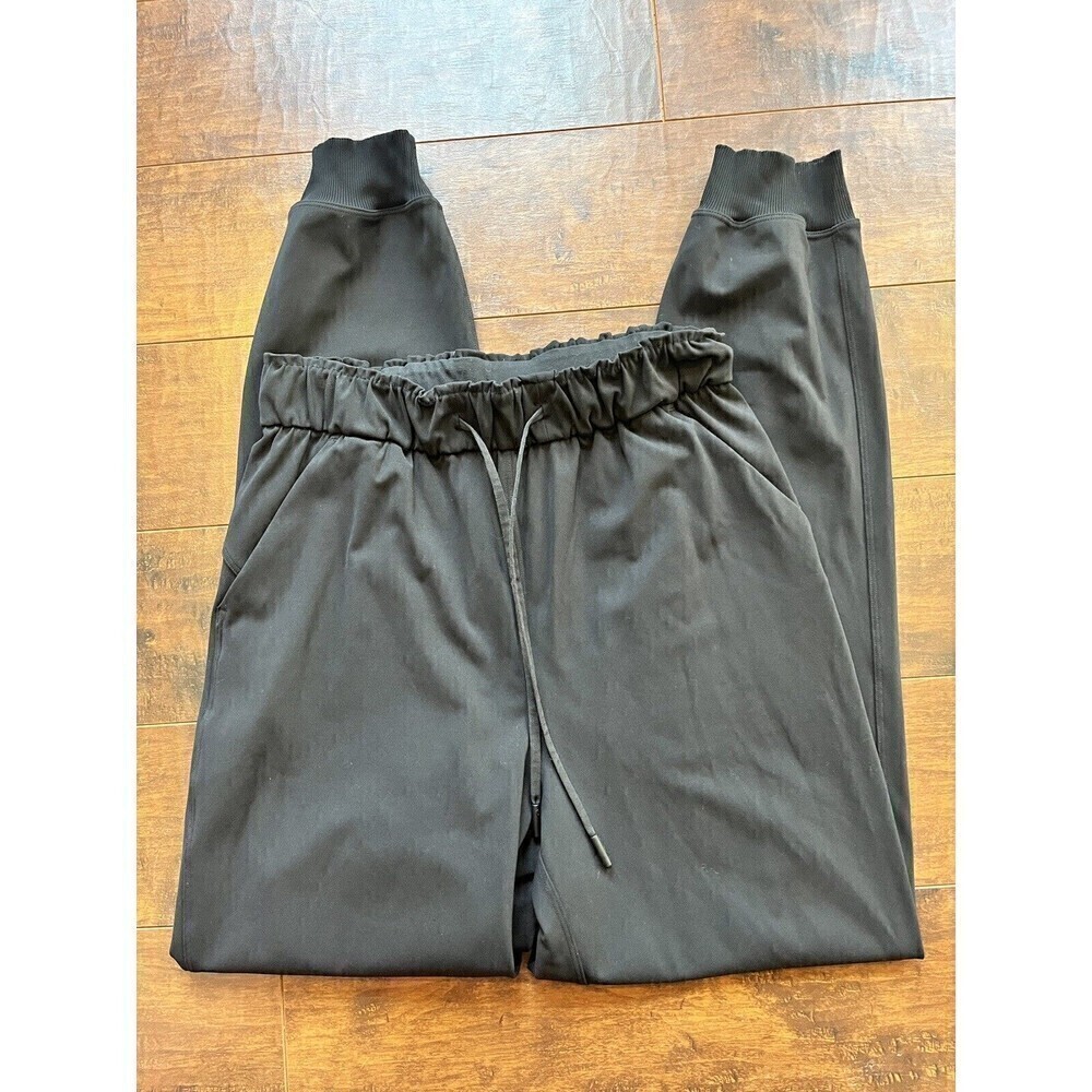 Lululemon Keep Moving Jogger Size 4 Black Stretch Lounge Travel